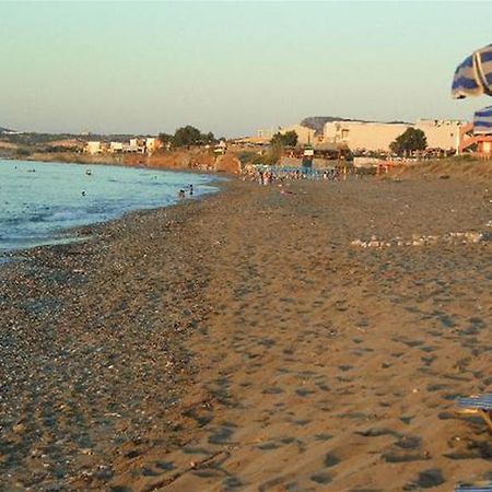 Danaos Beach Apartments Sfakaki Luaran gambar