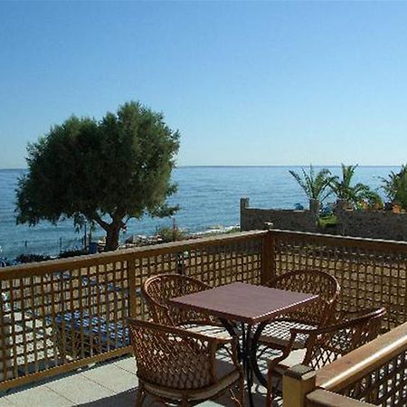 Danaos Beach Apartments Sfakaki Luaran gambar