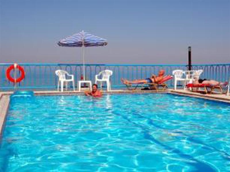 Danaos Beach Apartments Sfakaki Luaran gambar